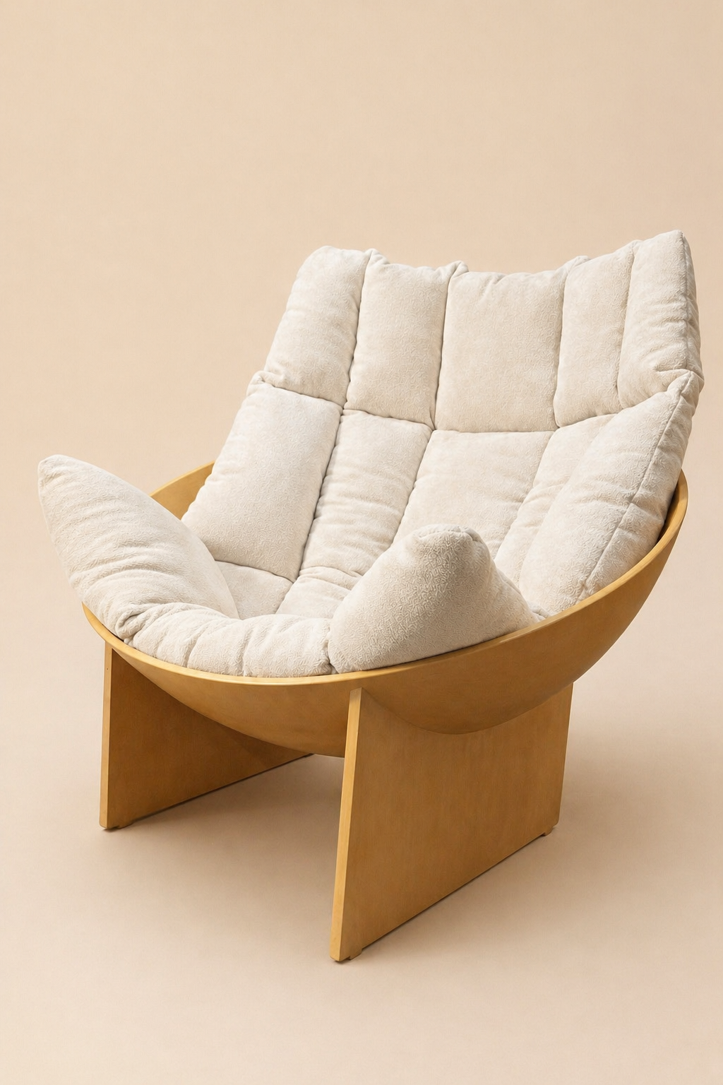 Capsule Lounge Chair
