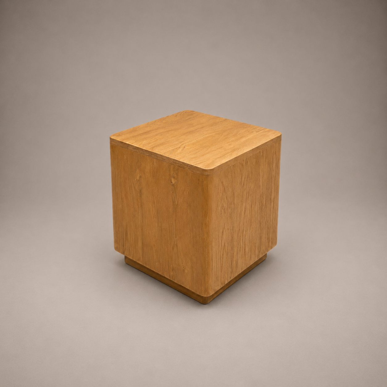 Esfuerzo Side Table